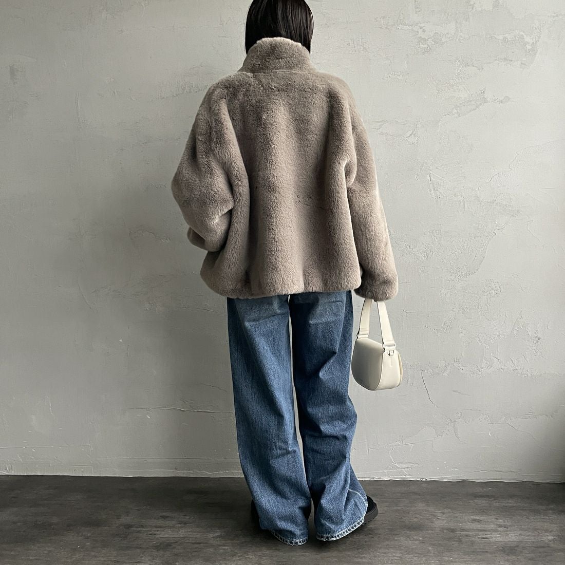 Jeans Factory Clothes [ジーンズファクトリークローズ] エコファーオーバーサイズブルゾン [330023] 116 ｸﾞﾚｰｼﾞ &&モデル身長：160cm 着用サイズ：F&&