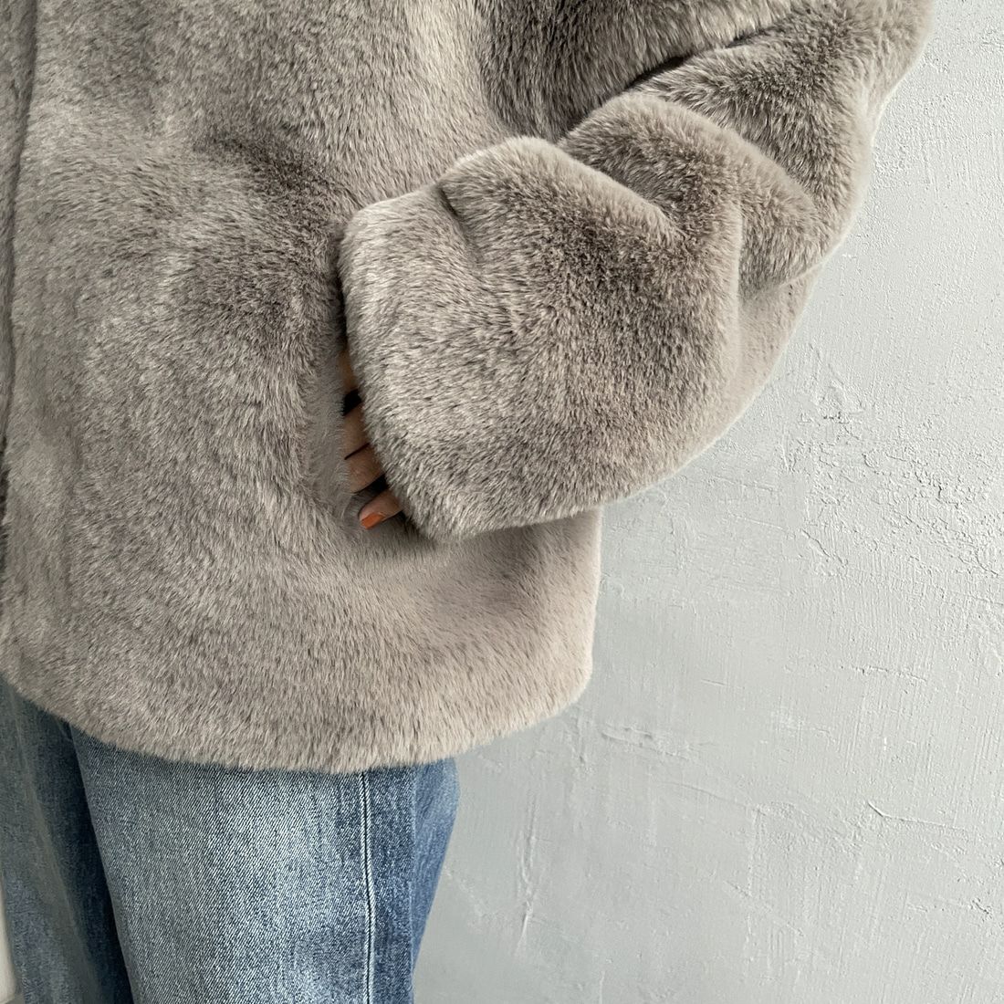 Jeans Factory Clothes [ジーンズファクトリークローズ] エコファーオーバーサイズブルゾン [330023] 116 ｸﾞﾚｰｼﾞ &&モデル身長：160cm 着用サイズ：F&&