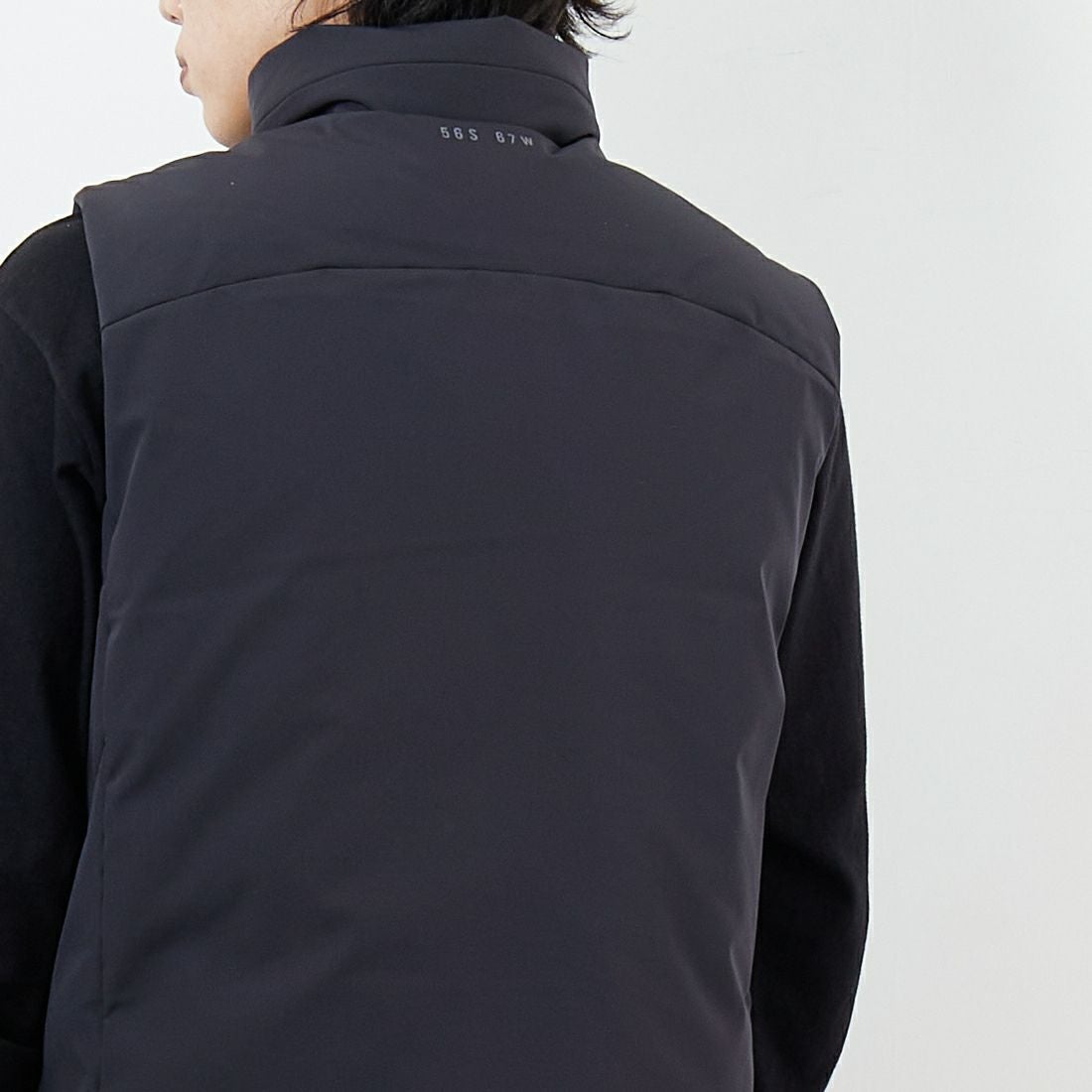 CAPE HORN [ケープホーン] FJORD ダウンベスト [B1508] 500 BLACK &&モデル身長：179cm 着用サイズ：48&&