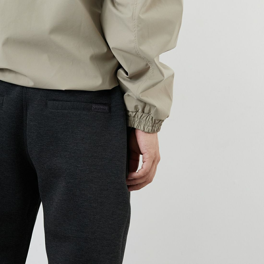GRAMiCCi [グラミチ] 別注 テックニット スリムパンツ [GUP5-F1021-JF] CAHRCOAL