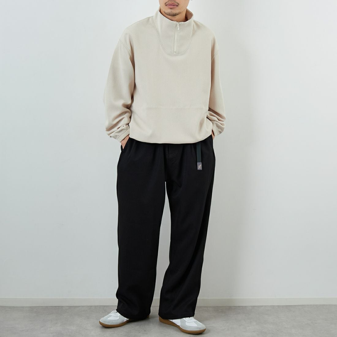 GRAMiCCi [グラミチ] 別注 ウールライク ワイドパンツ [GUP5-F1025-JF] BLACK &&モデル身長：168cm 着用サイズ：M&&