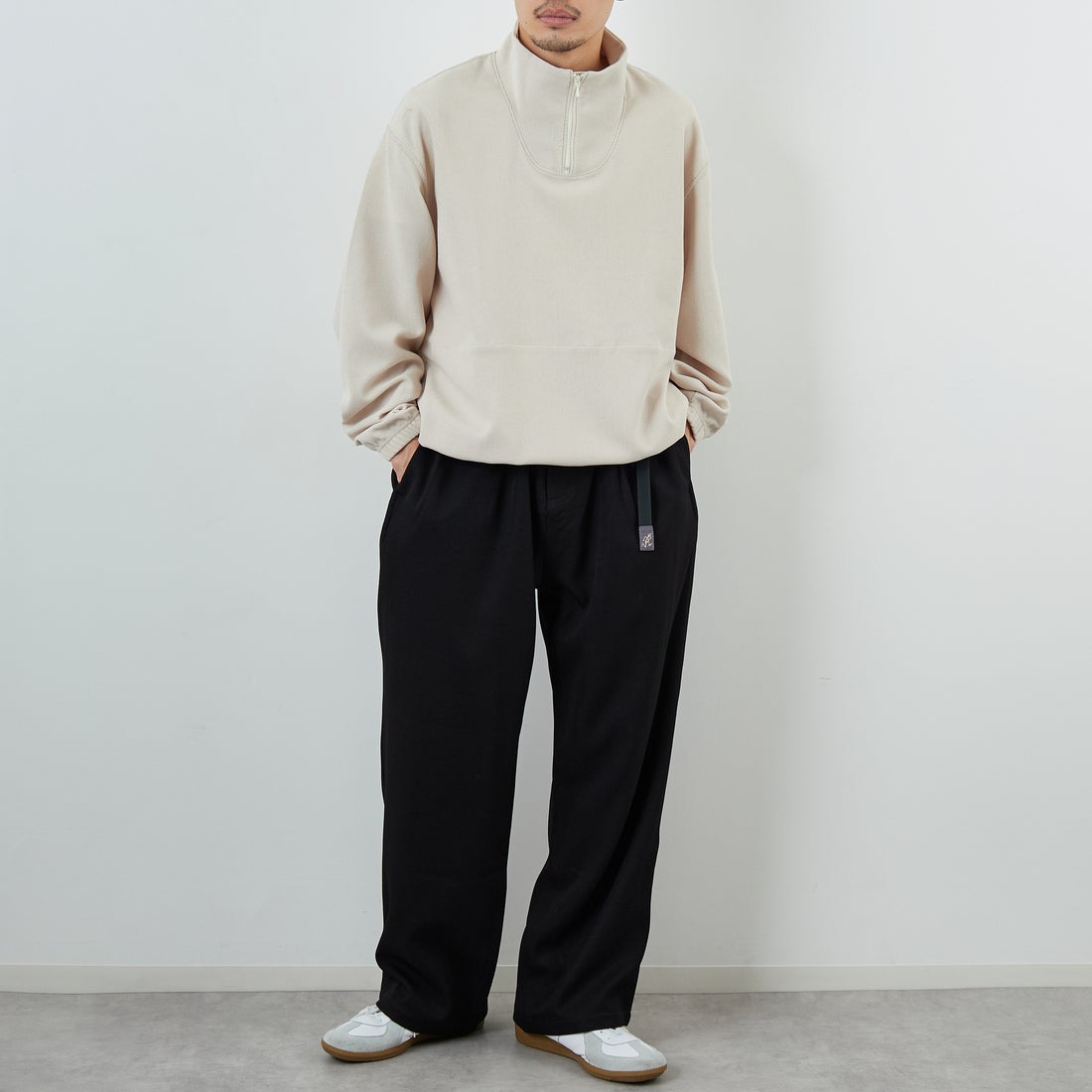 GRAMiCCi [グラミチ] 別注 ウールライク ワイドパンツ [GUP5-F1025-JF] BLACK &&モデル身長：168cm 着用サイズ：M&&