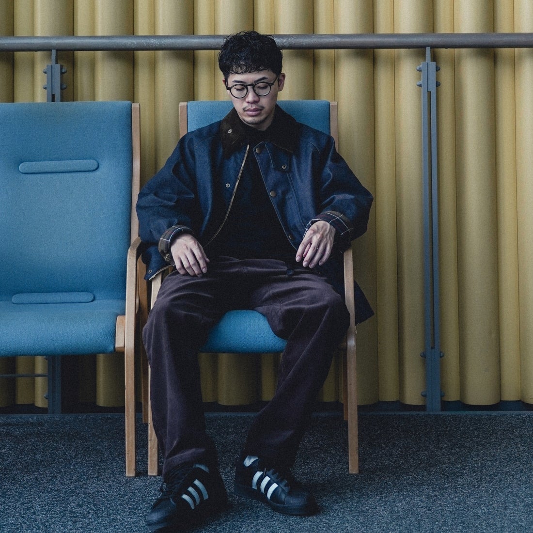 Gramicci [グラミチ] 別注 コーデュロイ エブリデイパンツ [GUP5-F1022-JF] D.BROWN &&モデル身長：168cm 着用サイズ：L&&