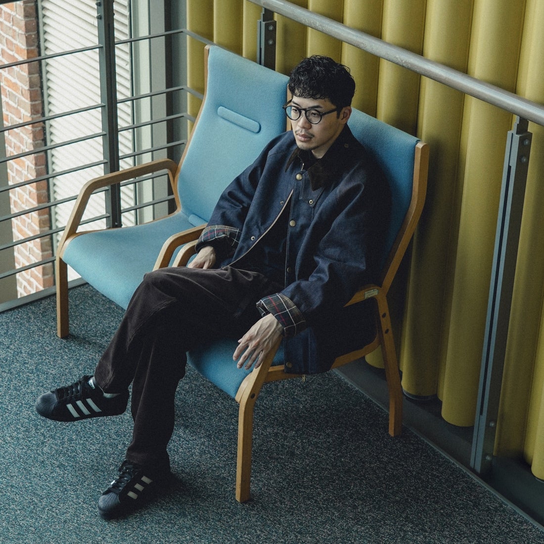 GRAMiCCi [グラミチ] 別注 コーデュロイ エブリデイパンツ [GUP5-F1022-JF] D.BROWN &&モデル身長：168cm 着用サイズ：L&&