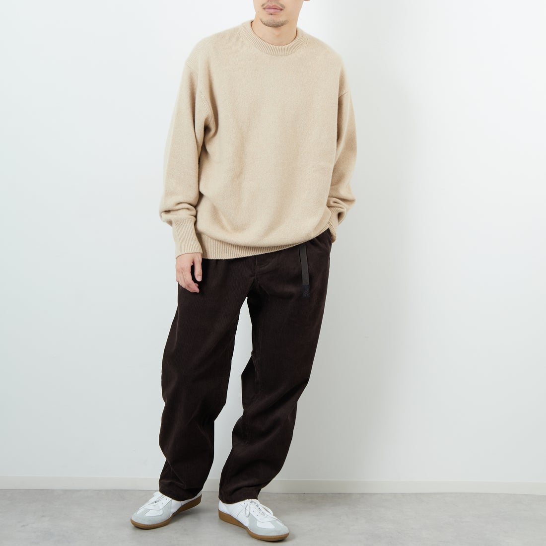 GRAMiCCi [グラミチ] 別注 コーデュロイ エブリデイパンツ [GUP5-F1022-JF] D.BROWN &&モデル身長：168cm 着用サイズ：L&&