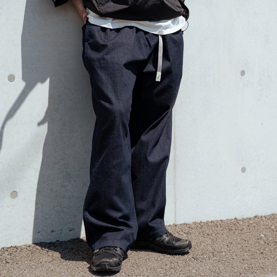 GRAMiCCi [グラミチ] 別注 ワイドデニムパンツ [GUP5-F1089-JF] ONE WASH &&モデル身長：179cm 着用サイズ：L&&