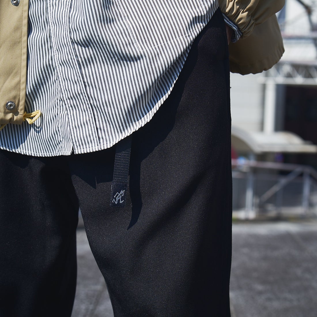 GRAMiCCi [グラミチ] 別注 ウールライク エブリデイパンツ [GUP5-F1024-JF] BLACK &&モデル身長：168cm 着用サイズ：L&&