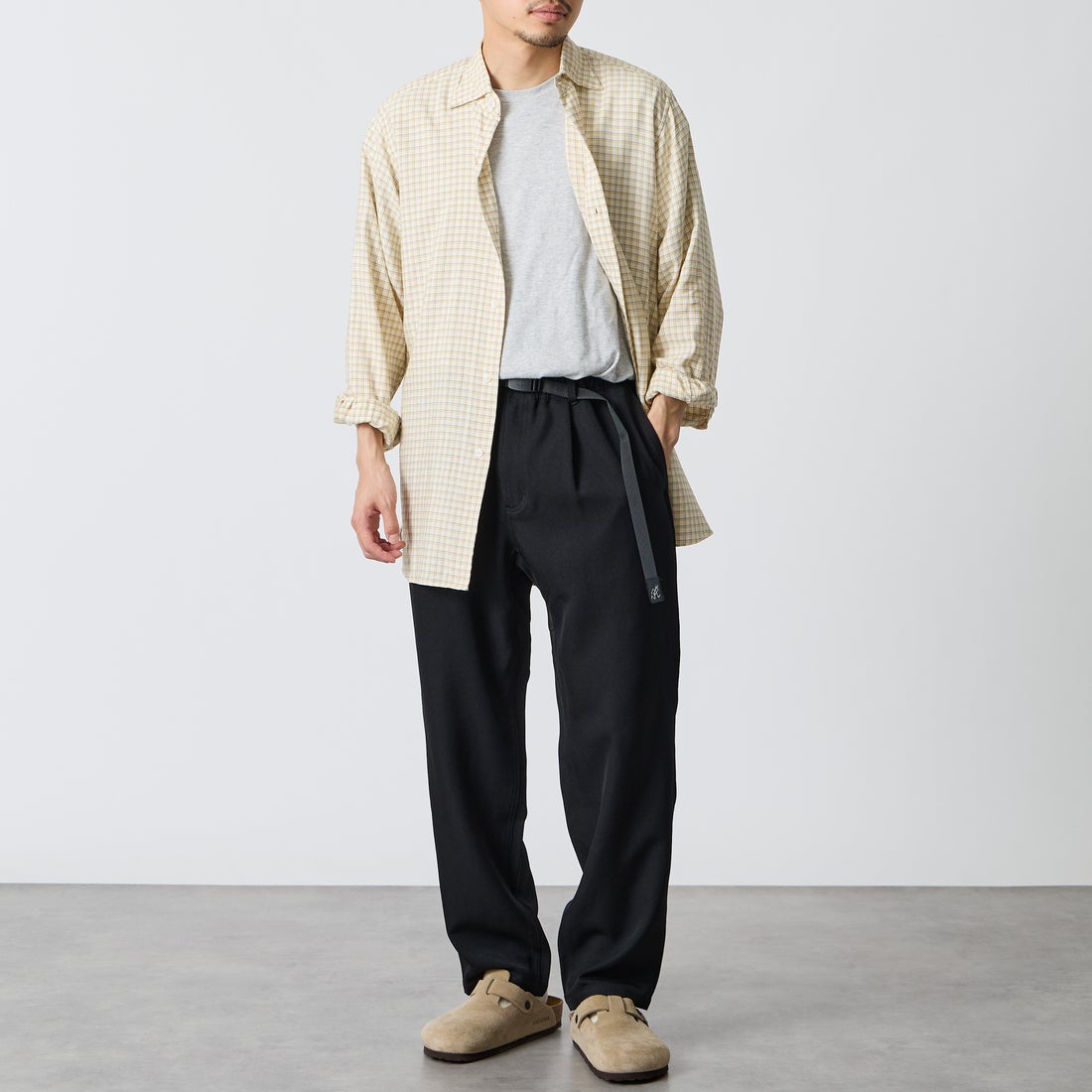 GRAMiCCi [グラミチ] 別注 ウールライク エブリデイパンツ [GUP5-F1024-JF] BLACK &&モデル身長：168cm 着用サイズ：L&&