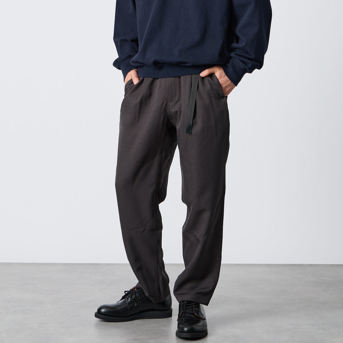 GRAMiCCi [グラミチ] 別注 ウールライク エブリデイパンツ [GUP5-F1024-JF] CHARCOAL &&モデル身長：177cm 着用サイズ：L&&