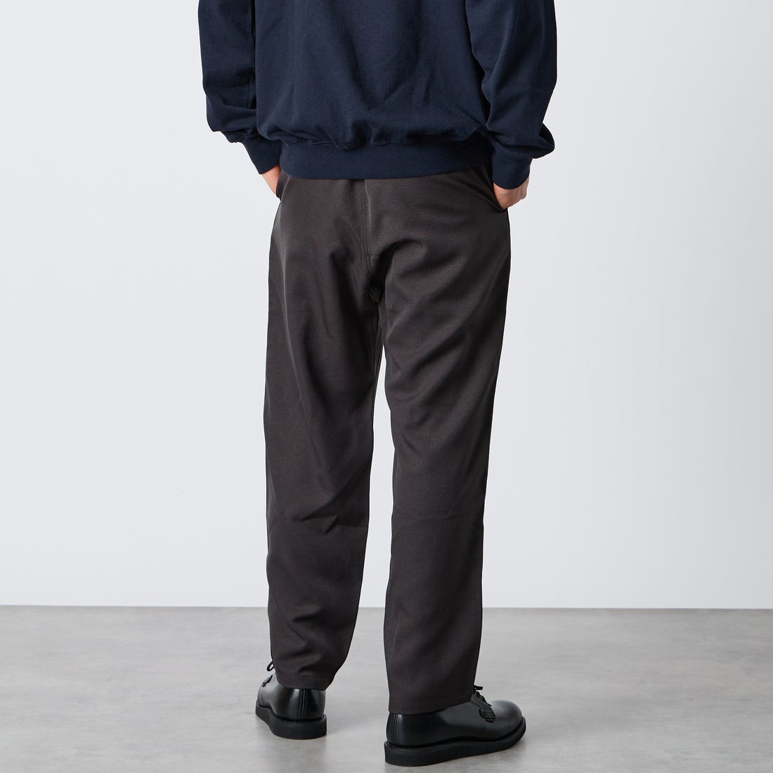 GRAMiCCi [グラミチ] 別注 ウールライク エブリデイパンツ [GUP5-F1024-JF] CHARCOAL &&モデル身長：177cm 着用サイズ：L&&