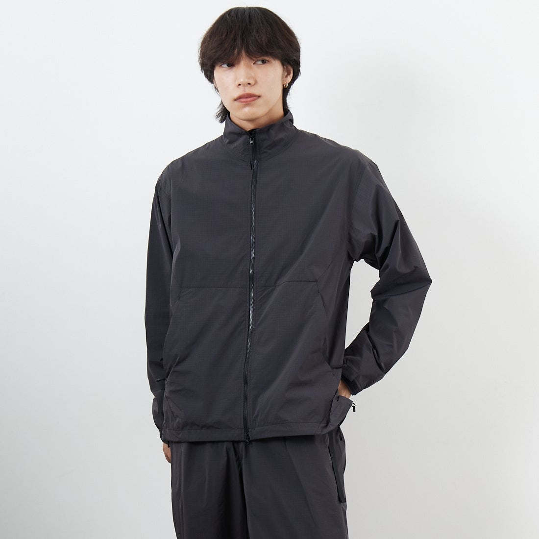 Goldwin [ゴールドウィン] ドープダイド リップストップウインドジャケット [GL15330] CG &&モデル身長：179cm 着用サイズ：2&&