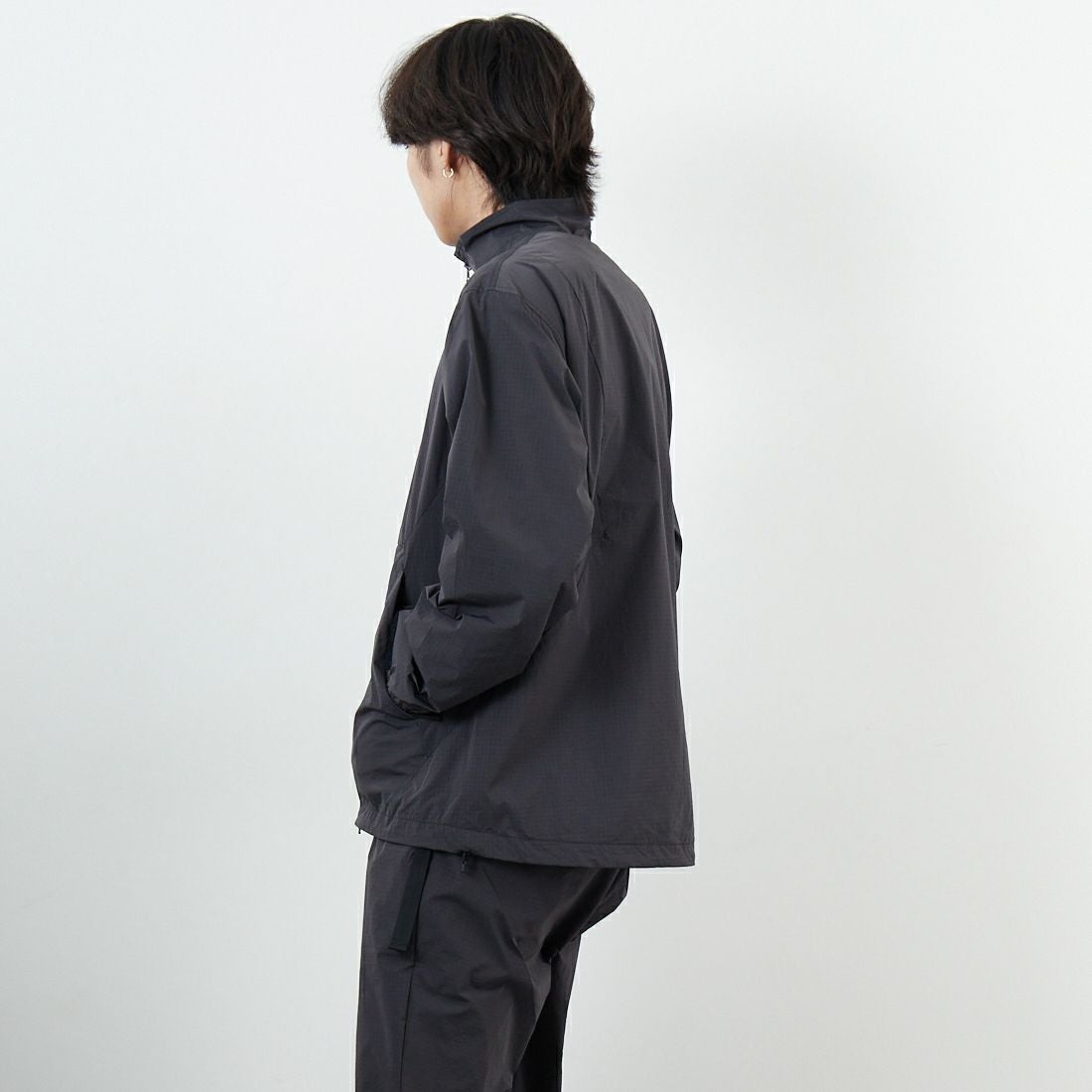 Goldwin [ゴールドウィン] ドープダイド リップストップウインドジャケット [GL15330] CG &&モデル身長：179cm 着用サイズ：2&&