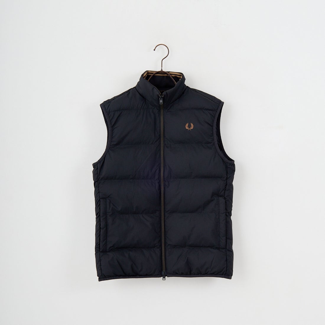 FRED PERRY [フレッドペリー] インサレーテッドジレ [J8522] 102 BLACK