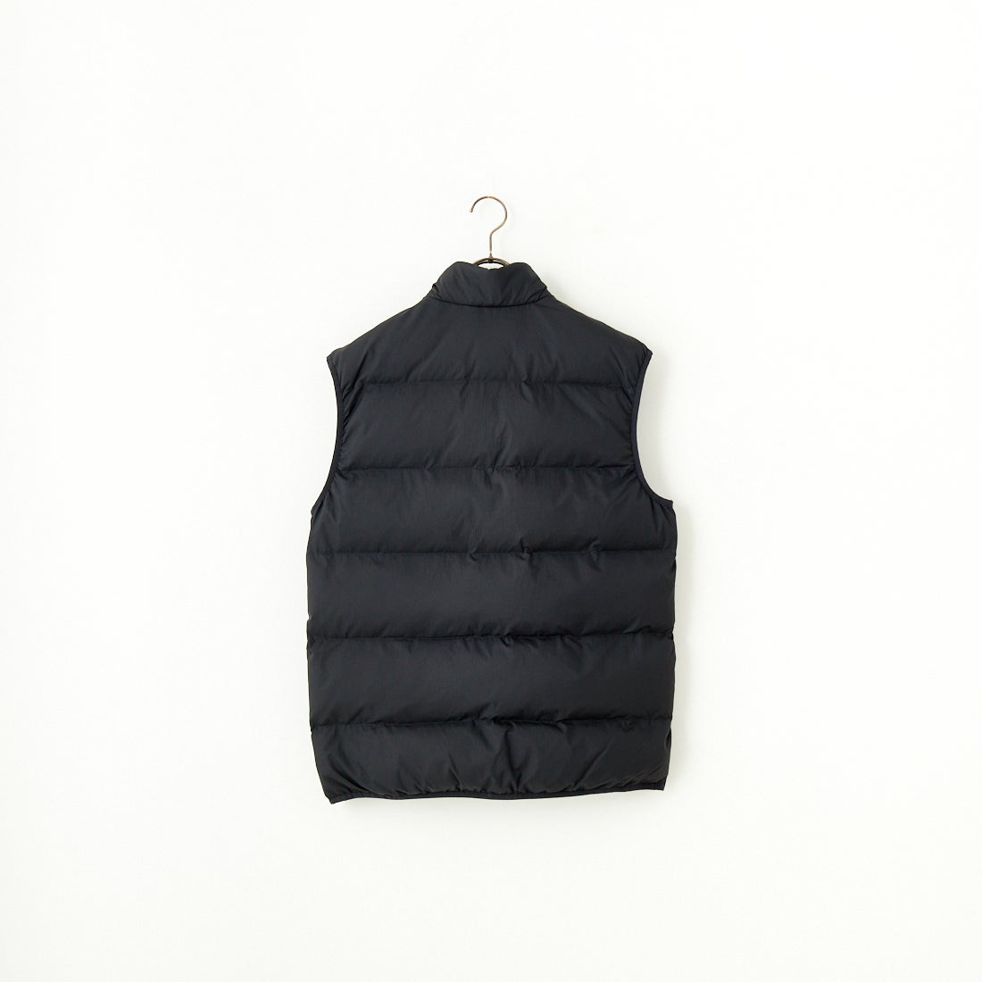 FRED PERRY [フレッドペリー] インサレーテッドジレ [J8522] 102 BLACK