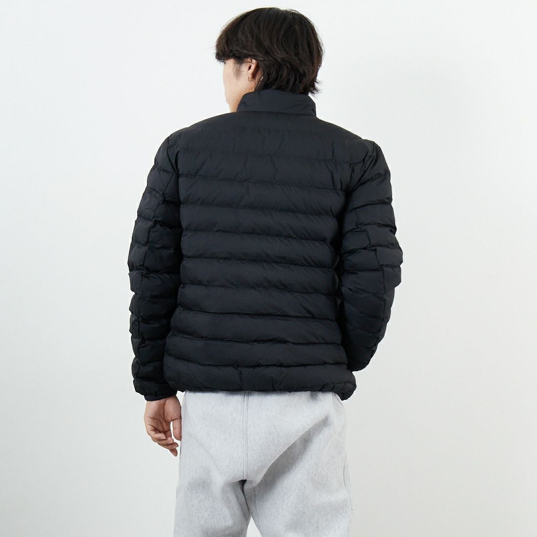 FRED PERRY [フレッドペリー] インサレーテッドジャケット [J4564] 102 BLACK &&モデル身長：179cm 着用サイズ：M&&