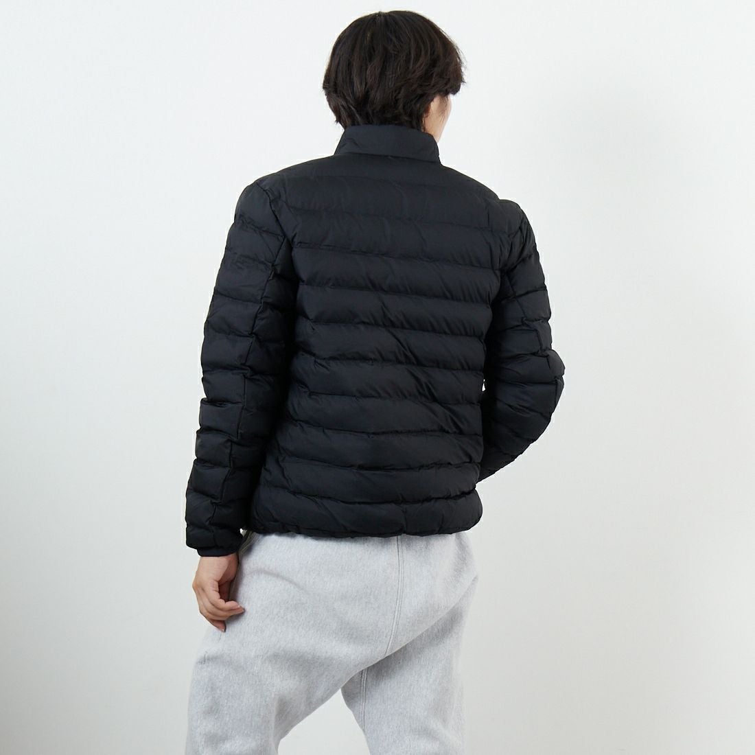 FRED PERRY [フレッドペリー] インサレーテッドジャケット [J4564] 102 BLACK &&モデル身長：179cm 着用サイズ：M&&