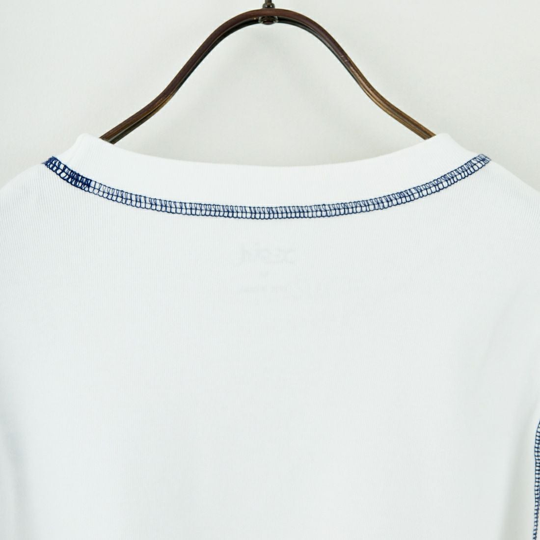 X-girl [エックスガール] スターフラッターバタフライ ロングスリーブベビーTシャツ [105253013001] WHITE