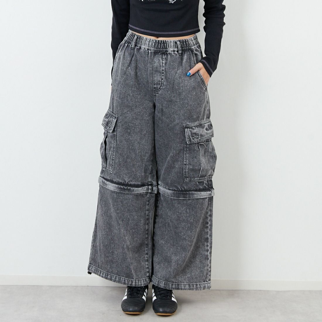 BLACK&&モデル身長：167cm 着用サイズ：S&&