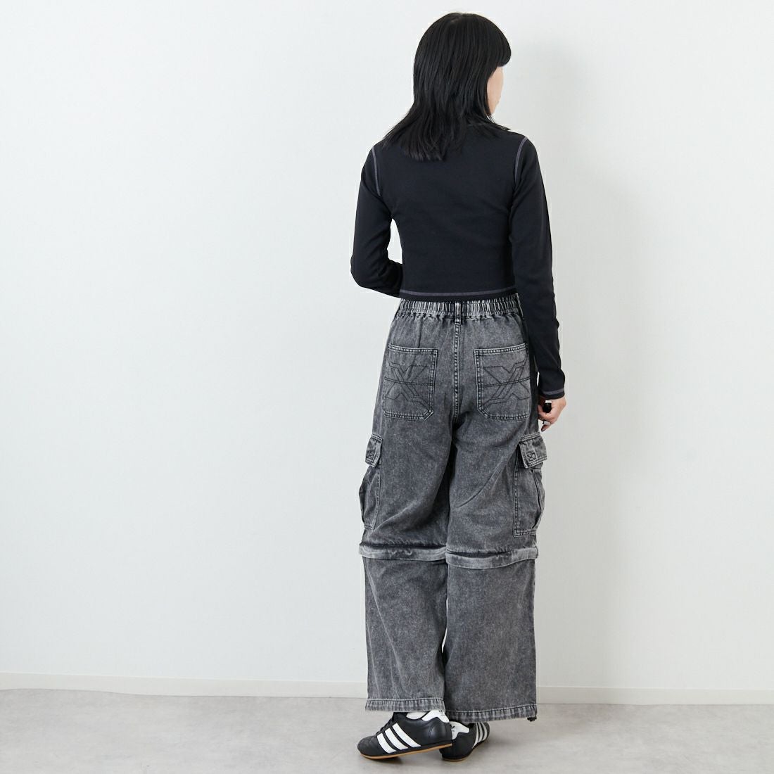 X-girl [エックスガール] ウォッシュド 2WAYワイドカーゴパンツ [105253031001] BLACK &&モデル身長：167cm 着用サイズ：S&&