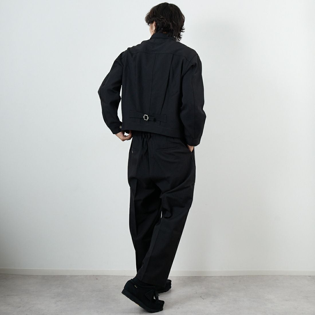 SLICK [スリック] テックツイルトラッカージャケット [5111026] 700 BLACK &&モデル身長：179cm 着用サイズ：1&&