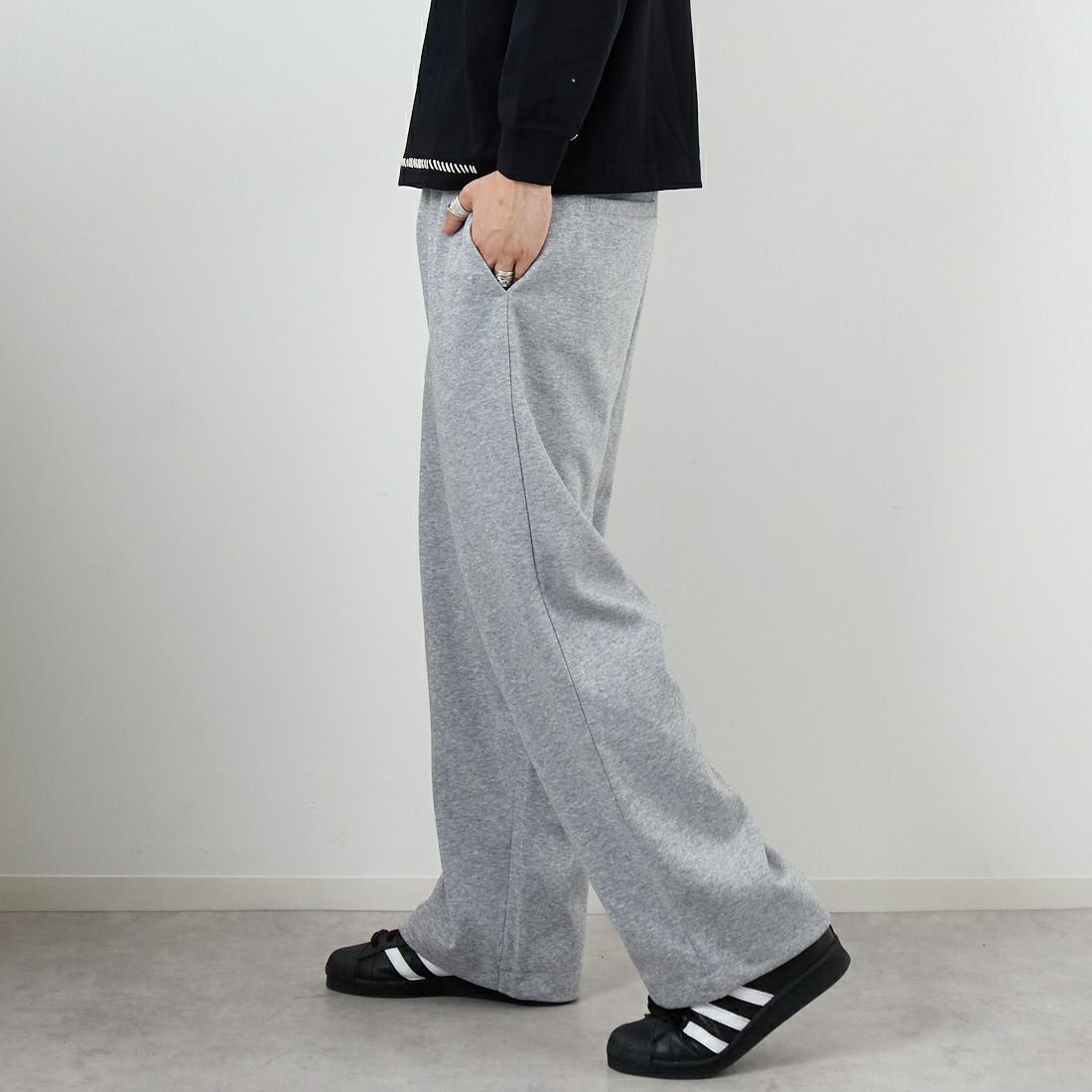 SLICK [スリック] ダブルエアニットスウェットワイドパンツ [5161032] 801 H.GRAY &&モデル身長：179cm 着用サイズ：2&&