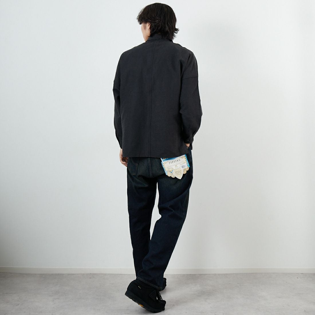 SLICK [スリック] ヴィンテージサテン ドルマンスリーブレギュラーカラーシャツ [5121022] 700 BLACK &&モデル身長：179cm 着用サイズ：1&&