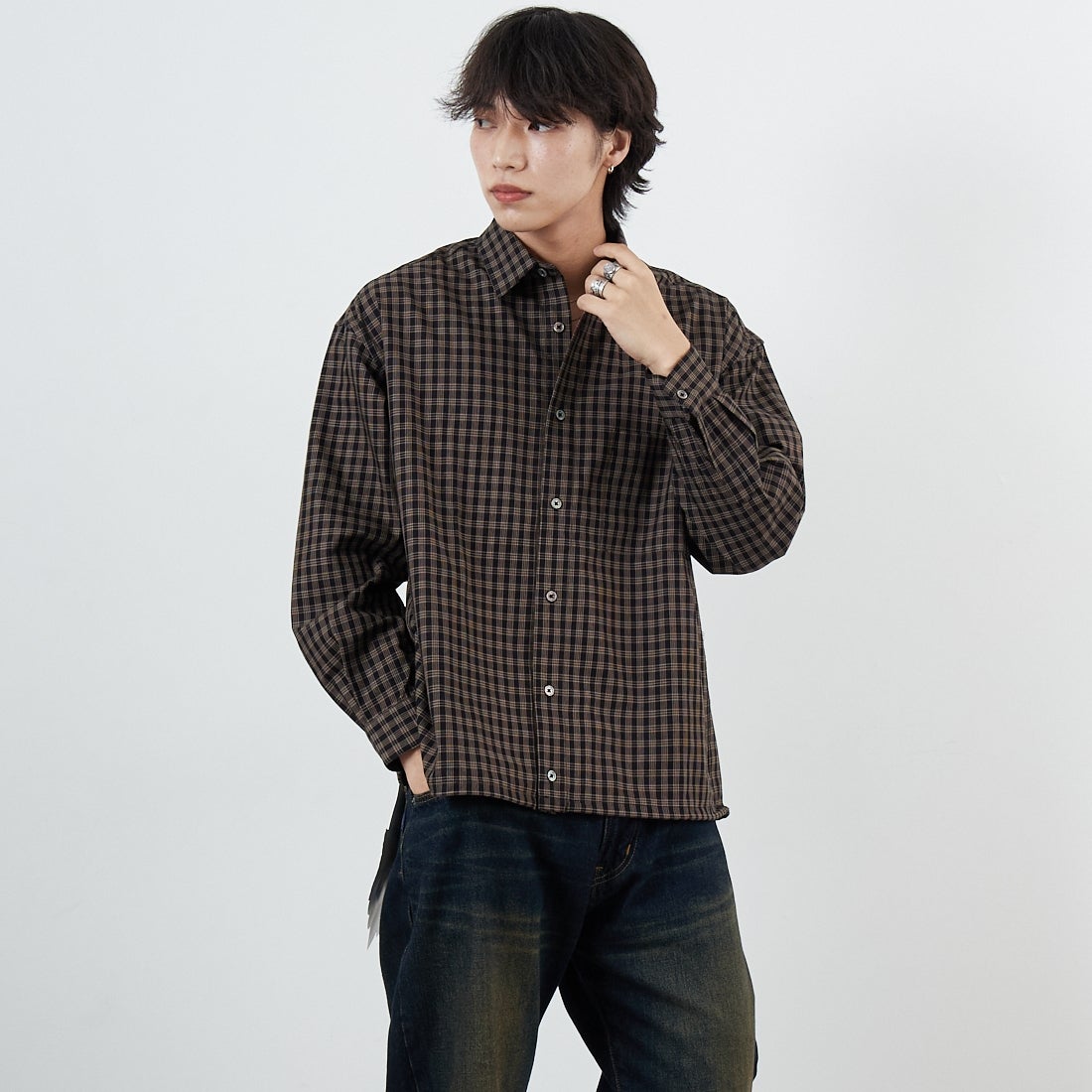 SLICK [スリック] マイクロチェックドローストリングレギュラーシャツ [5121019] 700 BLACK &&モデル身長：179cm 着用サイズ：1&&