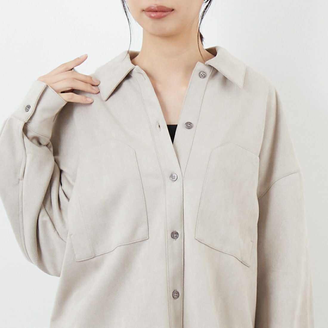 CLOCHE [クロシェ] スエードダンボールシャツ [55285641] ﾍﾞｰｼﾞｭ &&モデル身長：162cm 着用サイズ：2&&