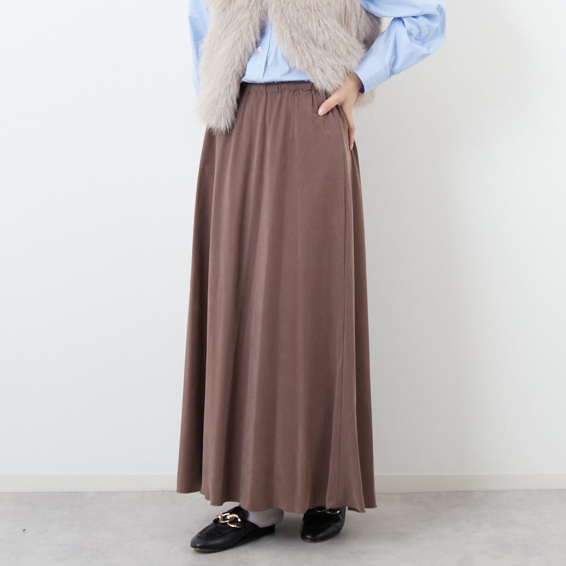830 ﾌﾞﾗｳﾝ