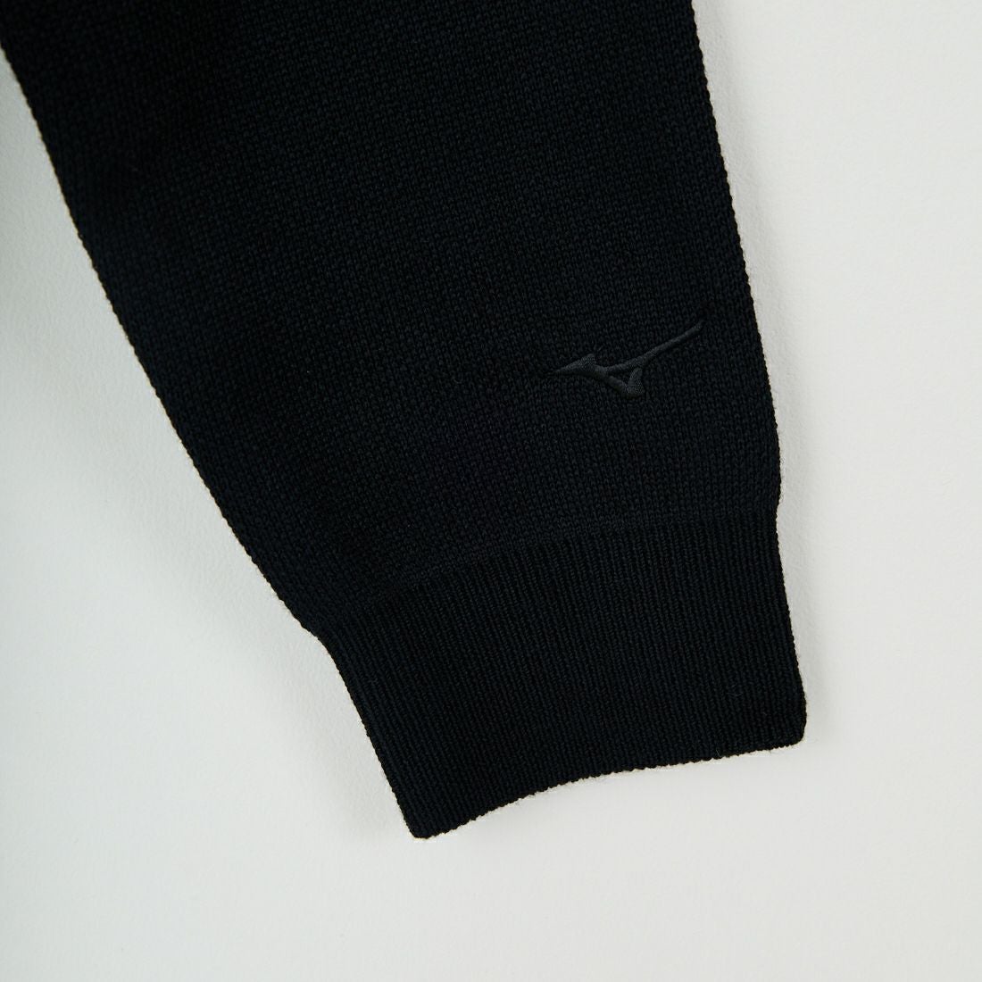 NEW VINTAGE GOLF [ニュービンテージゴルフ] MIZUNO×NVG クラシックロゴクルーネックニット [MZN-0422] BLACK