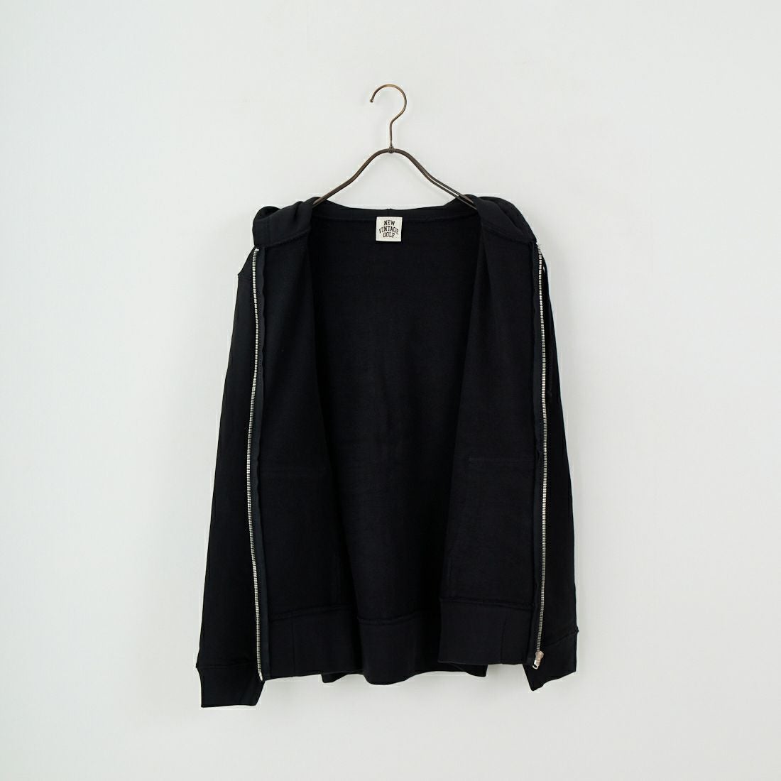 NEW VINTAGE GOLF [ニュービンテージゴルフ] ロゴプリントジップフーディ [NVG-0412] BLACK