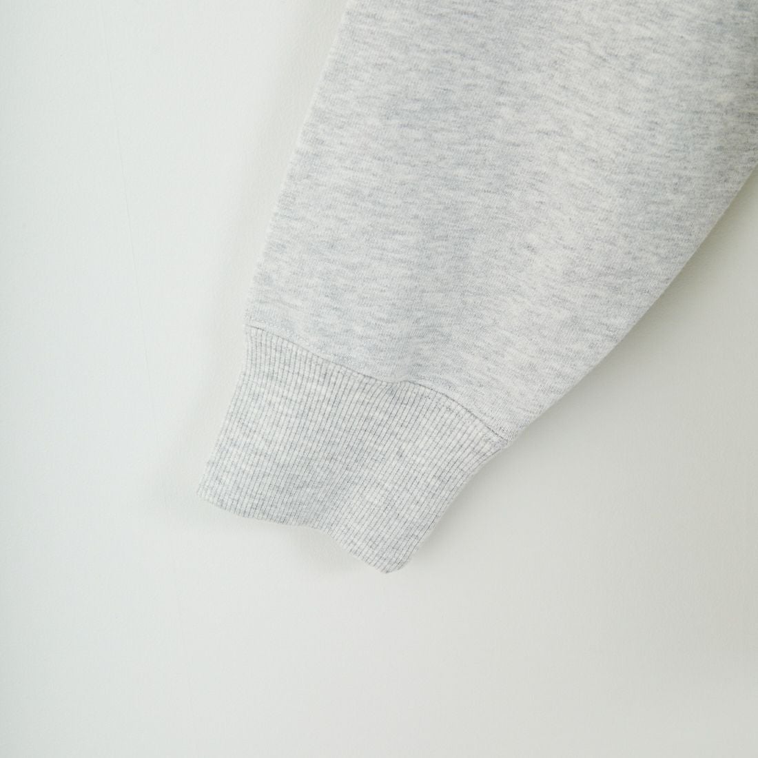 NEW VINTAGE GOLF [ニュービンテージゴルフ] クラシックロゴプリントフーディ [NVG-0405] GREY