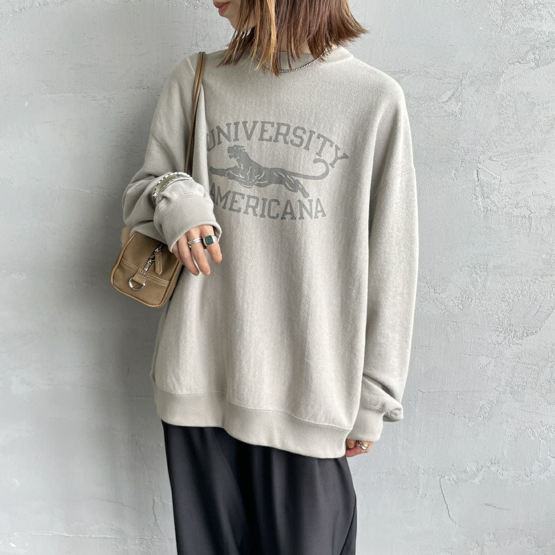 Americana [アメリカーナ] リバースウィーブ クルーネックスウェット [BRF-771A-2] ｸﾞﾚｰｼﾞｭ &&モデル身長：158cm 着用サイズ：M&&