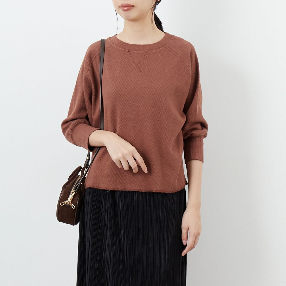 BROWN&&モデル身長：162cm 着用サイズ：1&&