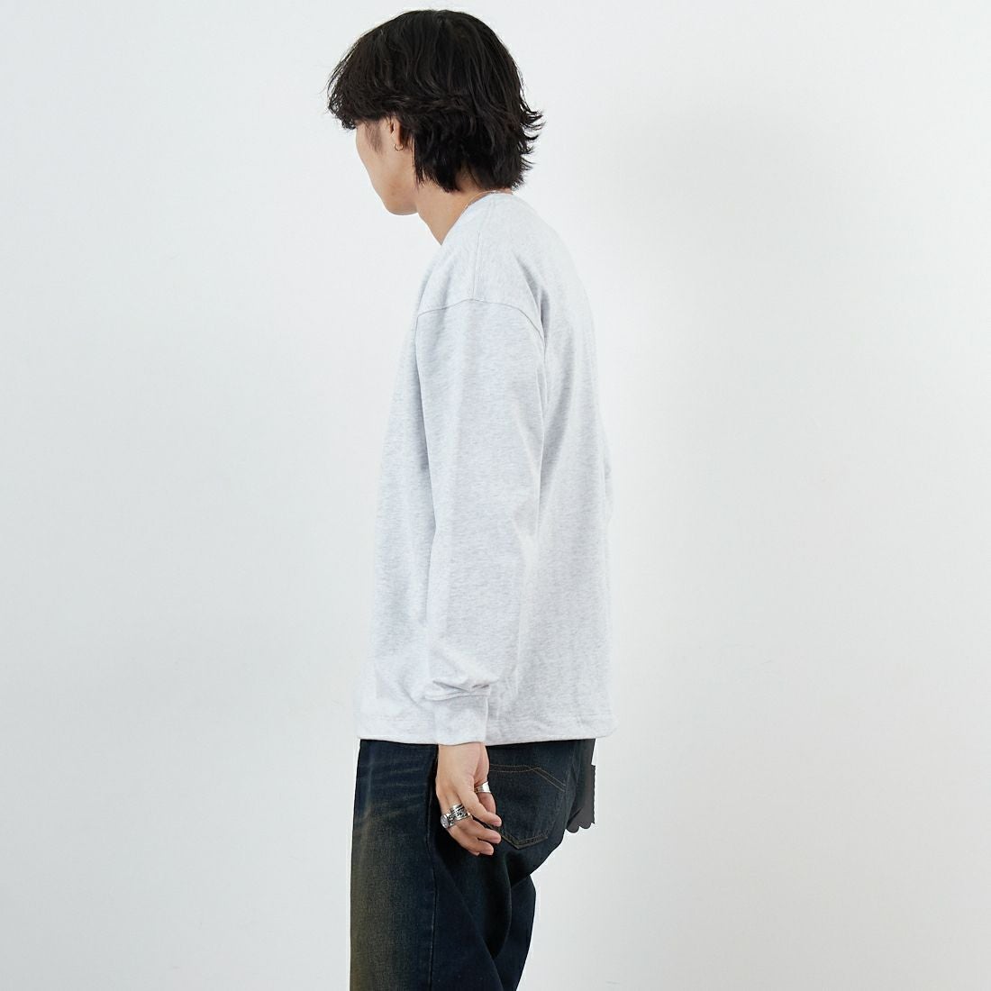 ONEITA [オニータ] ケミカル加工ドロストロングスリーブTシャツ [2523-468IN] ASH &&モデル身長：179cm 着用サイズ：M&&