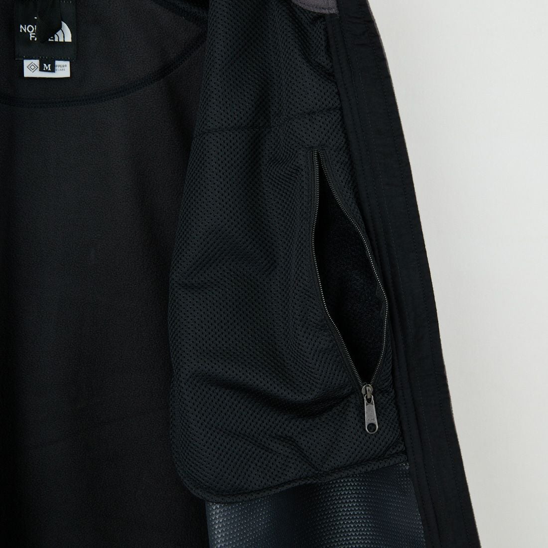 THE NORTH FACE [ザ ノースフェイス] ウィンドストッパーエンライドベスト [NL72562] GG