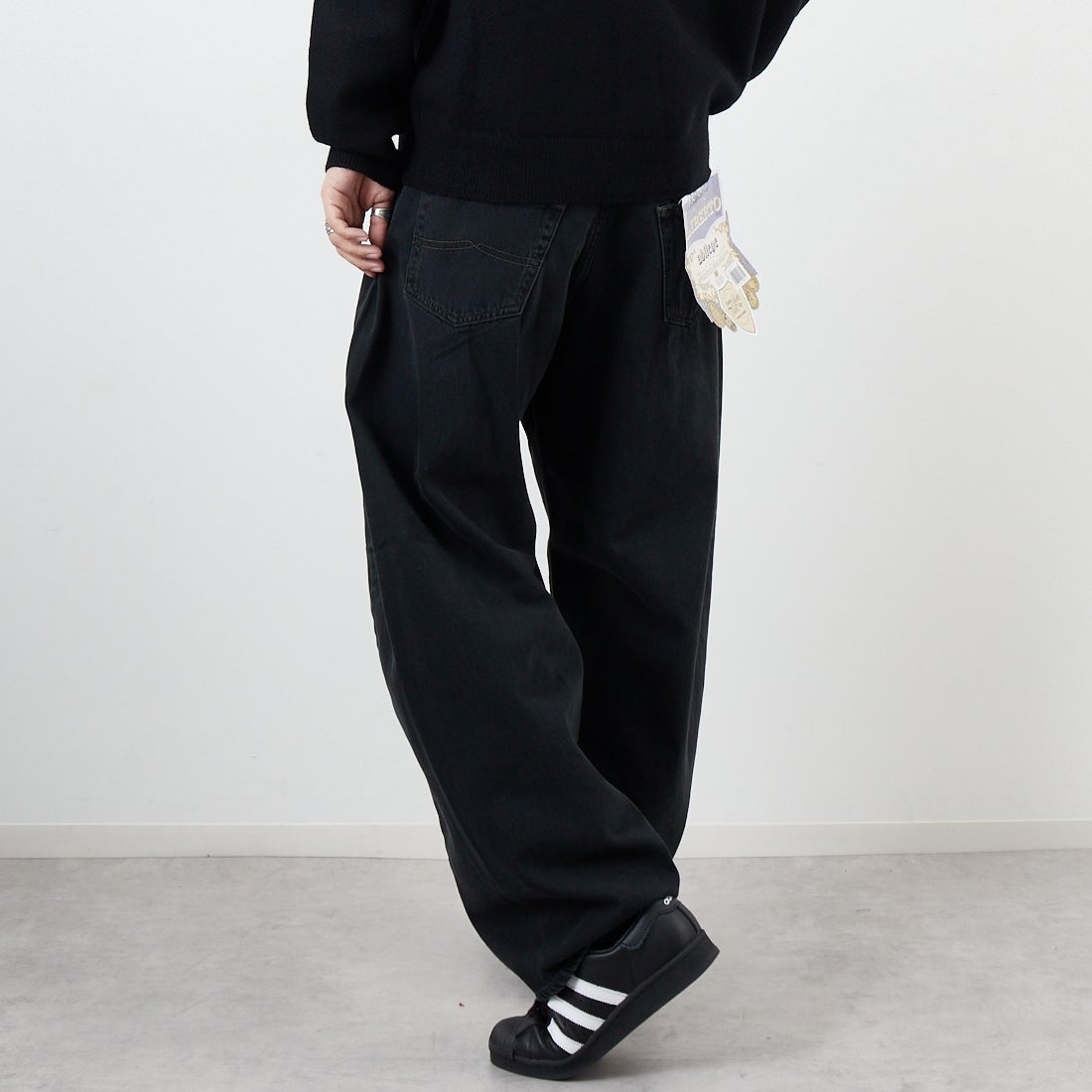 LIBERTO [リベルト] ABILENE カーブジーンズ [FL2513] 172 S.BLK &&モデル身長：179cm 着用サイズ：30&&