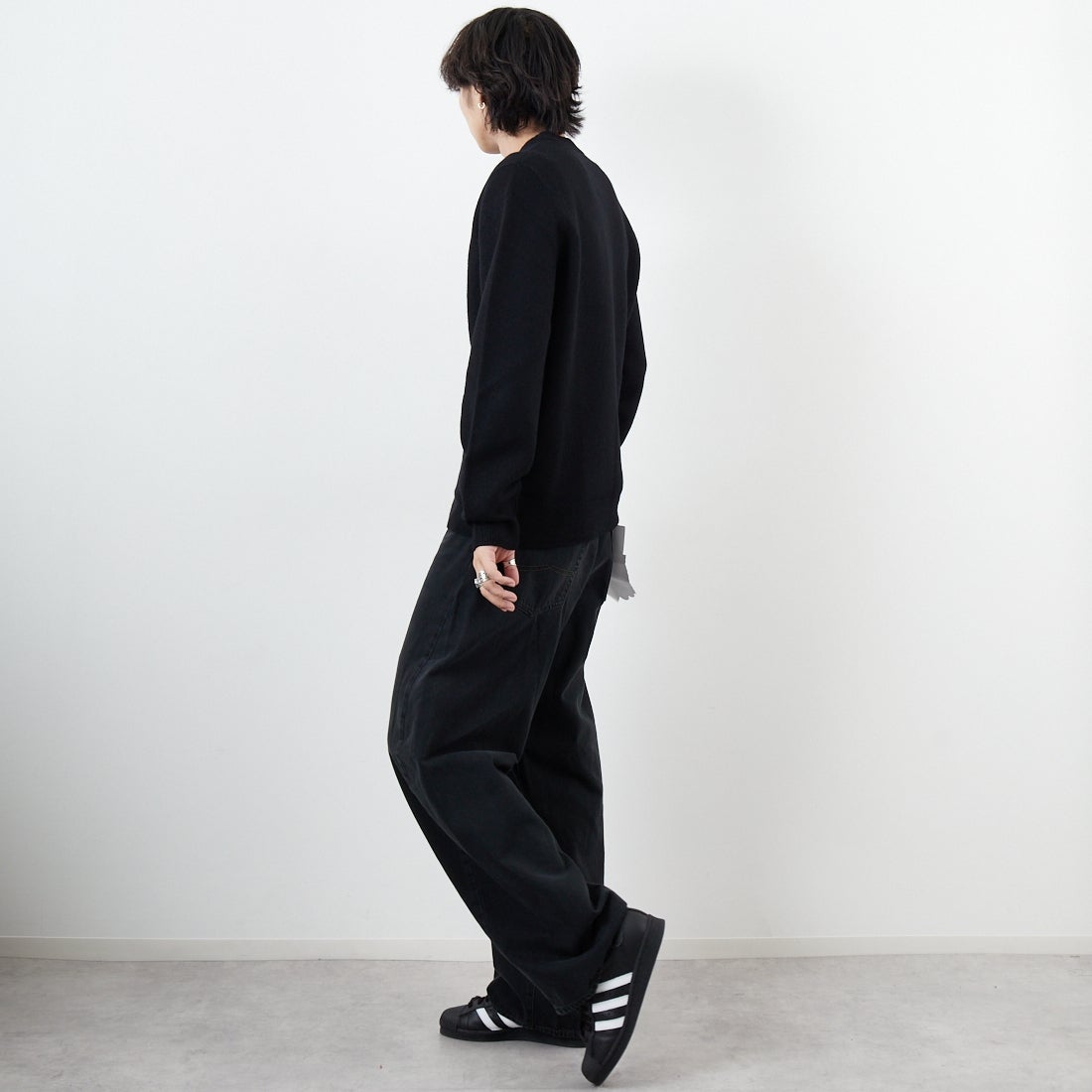 LIBERTO [リベルト] ABILENE カーブジーンズ [FL2513] 172 S.BLK &&モデル身長：179cm 着用サイズ：30&&