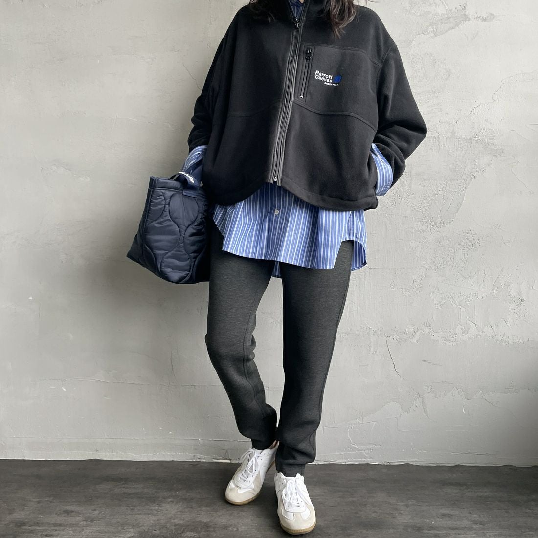 GRAMiCCi [グラミチ] 別注 テックニット スリムパンツ [GUP5-F1021-JF] CHARCOAL &&モデル身長：160cm 着用サイズ：S&&