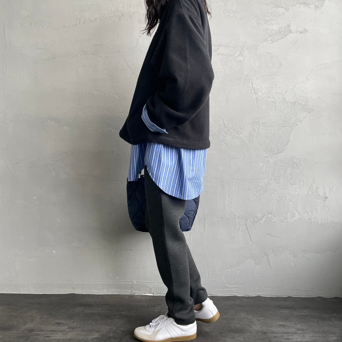 GRAMiCCi [グラミチ] 別注 テックニット スリムパンツ [GUP5-F1021-JF] CHARCOAL &&モデル身長：160cm 着用サイズ：S&&