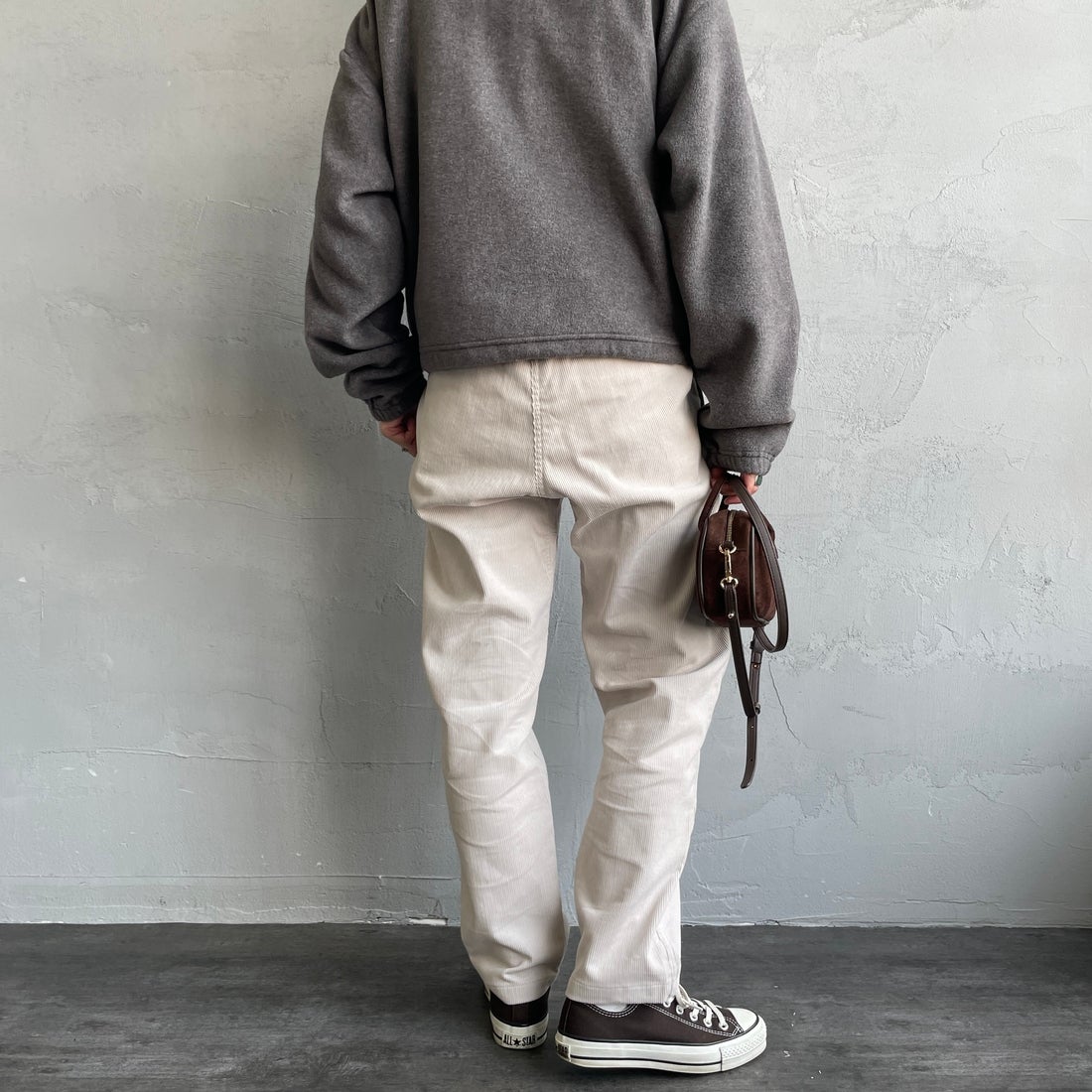 GRAMiCCi [グラミチ] 別注 コーデュロイ エブリデイパンツ [GUP5-F1022-JF] BONE &&モデル身長：158cm 着用サイズ：S&&