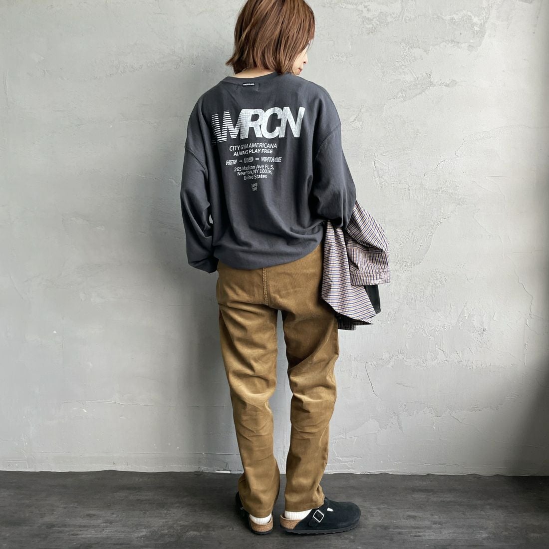 GRAMiCCi [グラミチ] 別注 コーデュロイ エブリデイパンツ [GUP5-F1022-JF] CAMEL &&モデル身長：158cm 着用サイズ：S&&