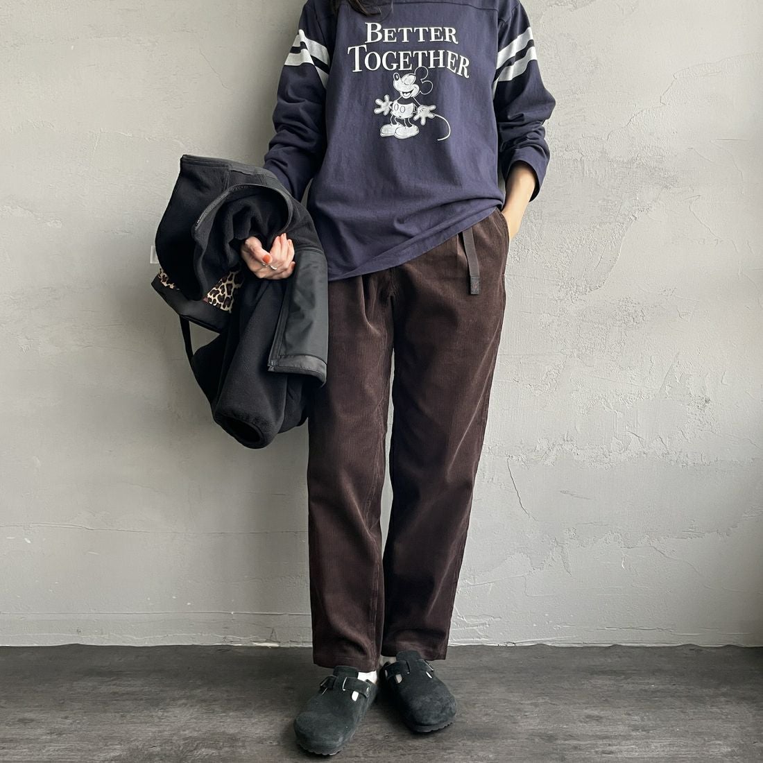 GRAMiCCi [グラミチ] 別注 コーデュロイ エブリデイパンツ [GUP5-F1022-JF] D.BROWN &&モデル身長：160cm 着用サイズ：S&&