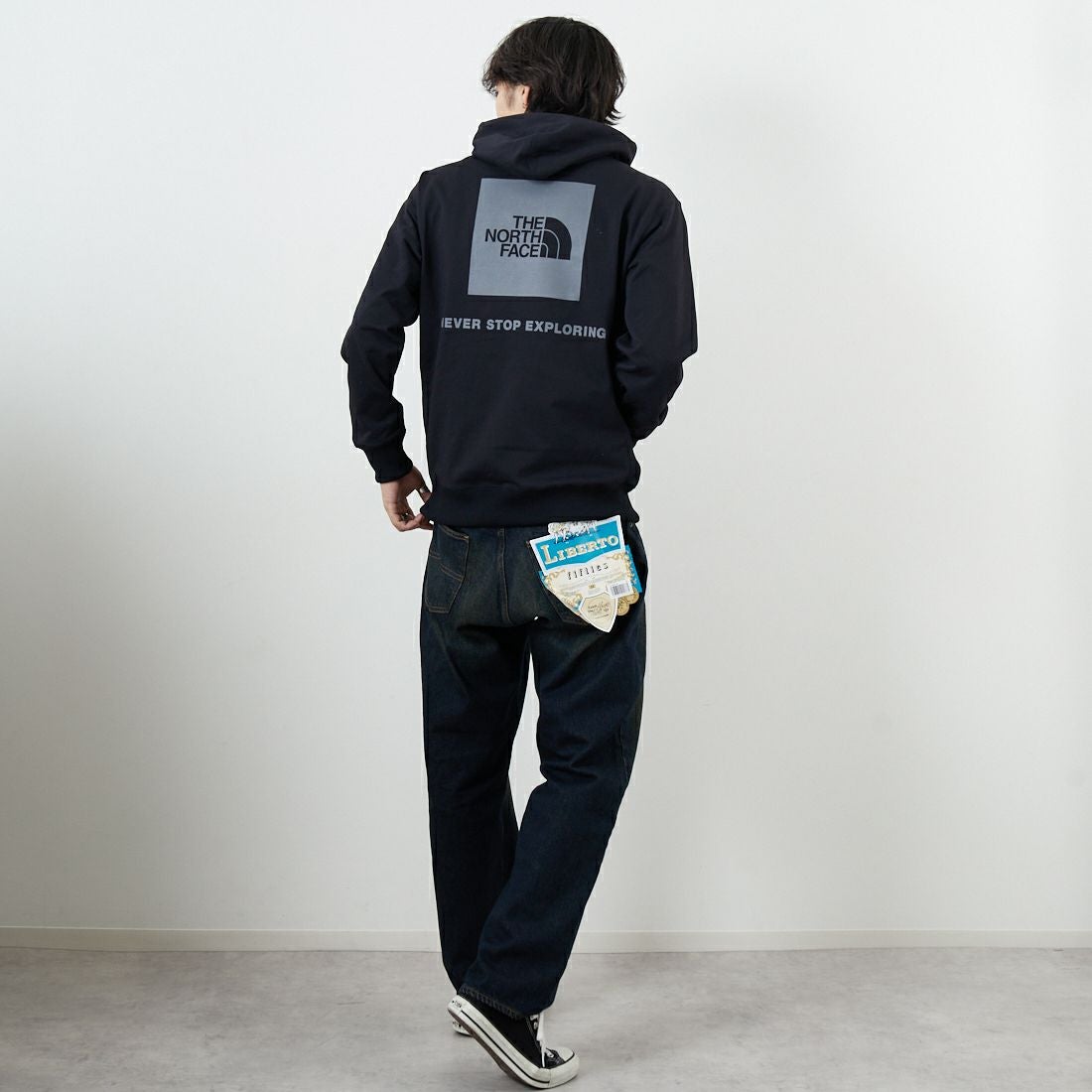THE NORTH FACE [ザ ノースフェイス] バックスクエアロゴフーディ [NT62533] K &&モデル身長：179cm 着用サイズ：M&&