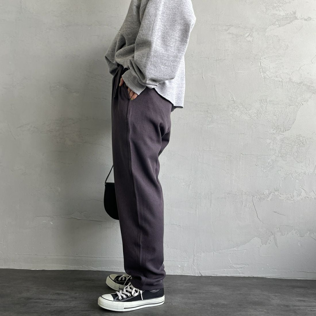 GRAMiCCi [グラミチ] 別注 ウールライク エブリデイパンツ [GUP5-F1024-JF] CHARCOAL &&モデル身長：158cm 着用サイズ：S&&