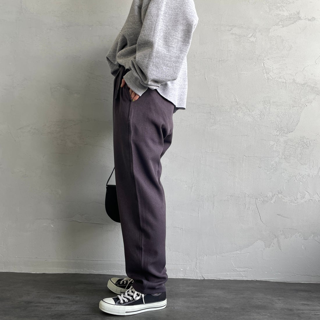 GRAMiCCi [グラミチ] 別注 ウールライク エブリデイパンツ [GUP5-F1024-JF] CHARCOAL &&モデル身長：158cm 着用サイズ：S&&