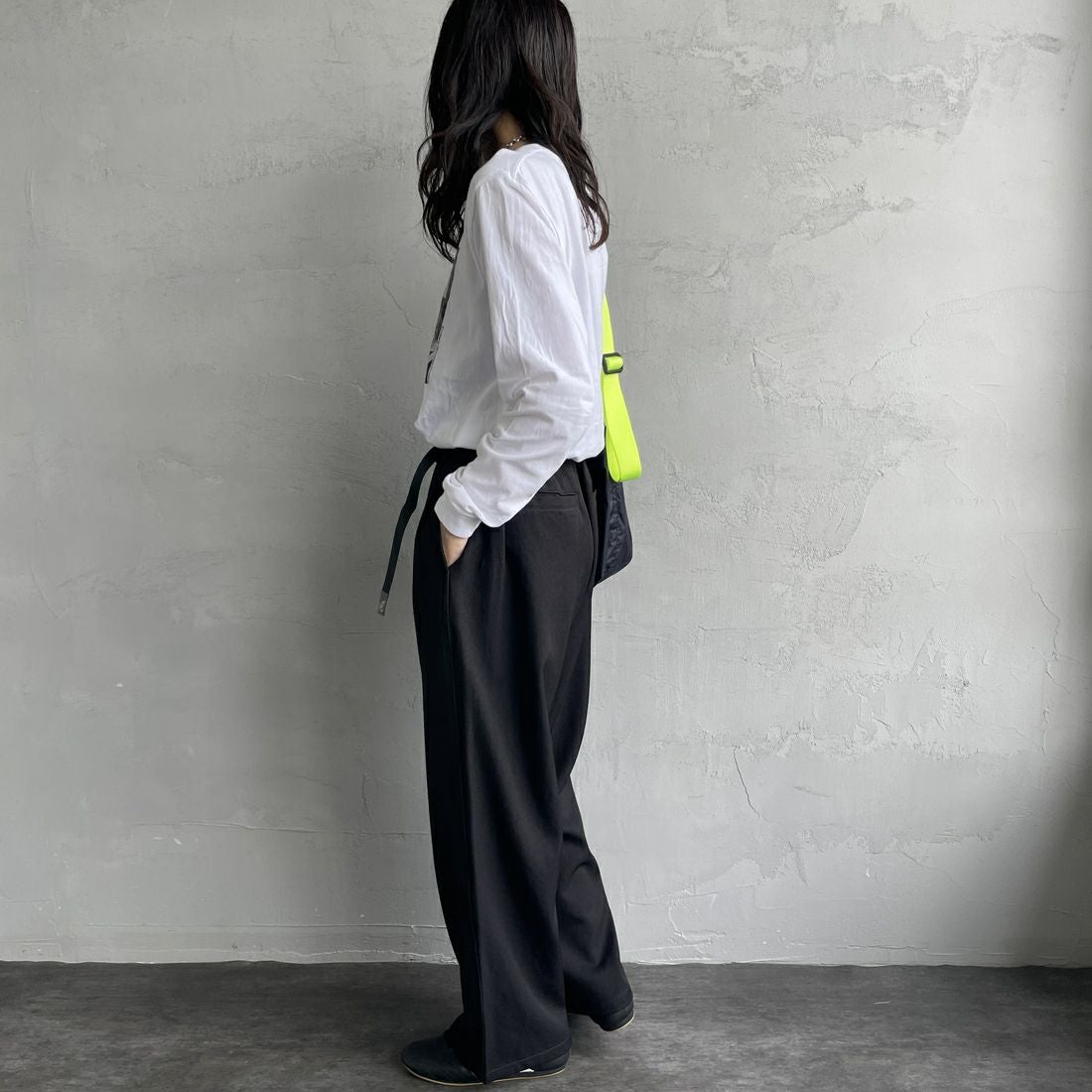 GRAMiCCi [グラミチ] 別注 ウールライク ワイドパンツ [GUP5-F1025-JF] BLACK &&モデル身長：160cm 着用サイズ：S&&