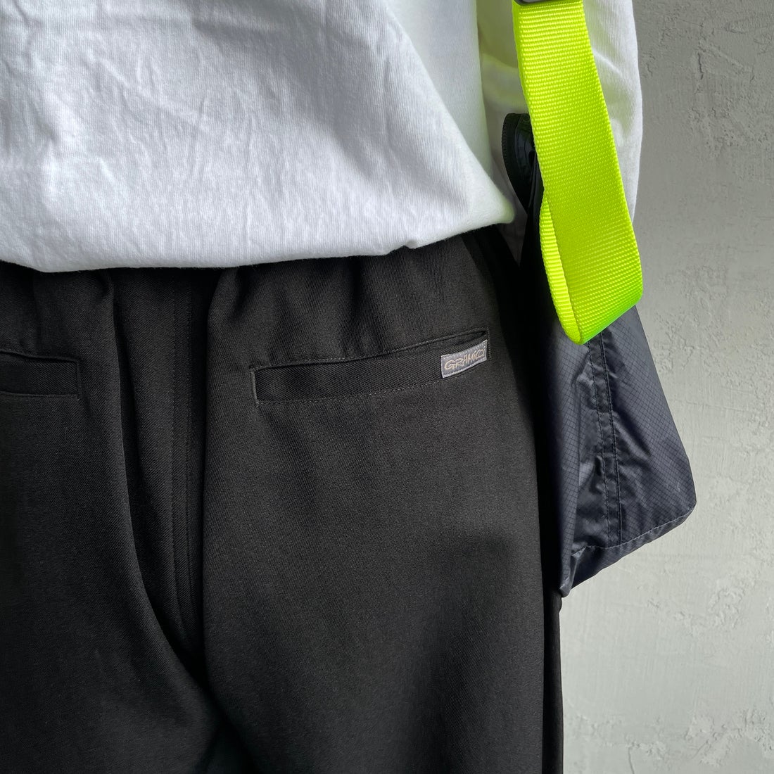 GRAMiCCi [グラミチ] 別注 ウールライク ワイドパンツ [GUP5-F1025-JF] BLACK &&モデル身長：160cm 着用サイズ：S&&