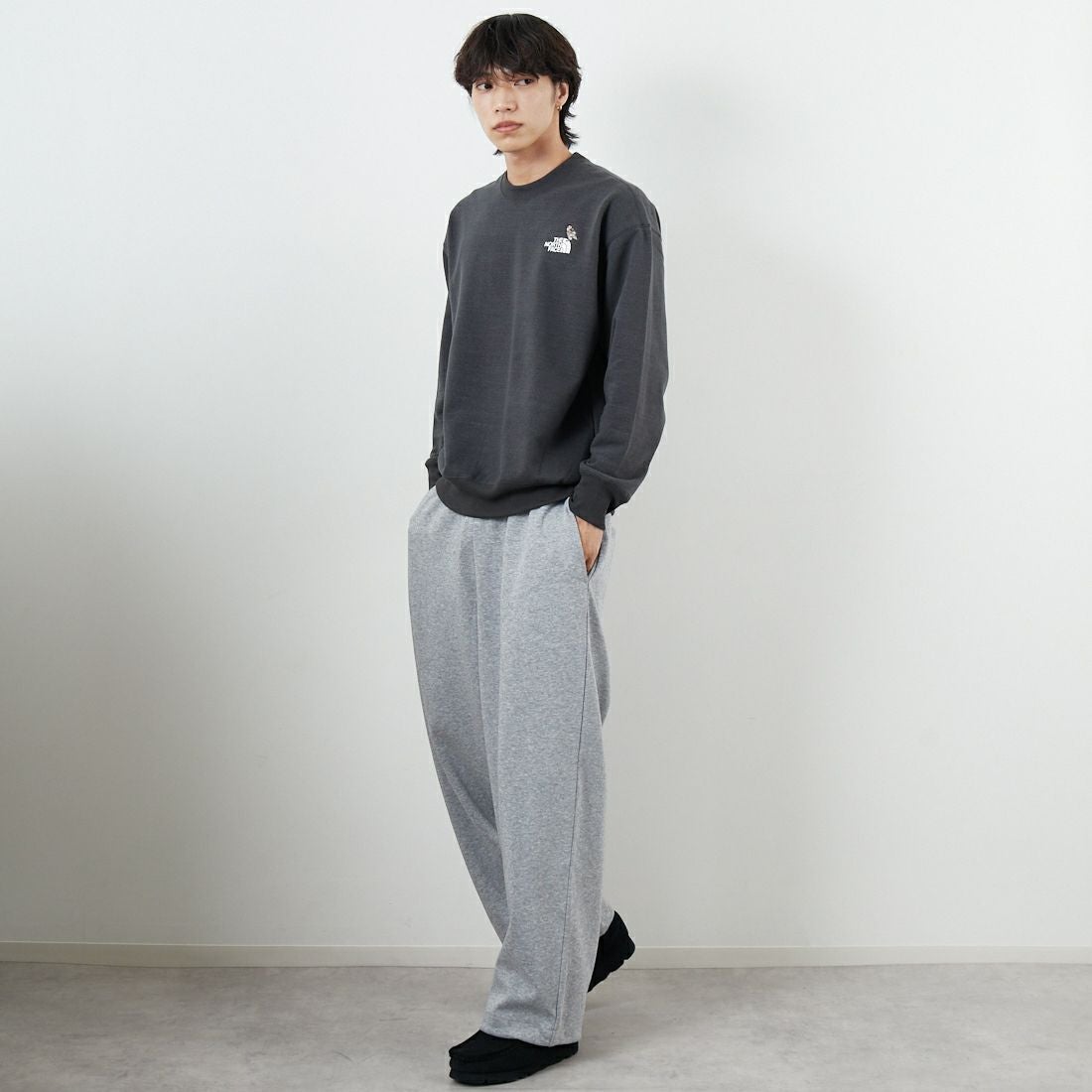 THE NORTH FACE [ザ ノースフェイス] ズーピッカークルー [NT12536] AG &&モデル身長：179cm 着用サイズ：M&&