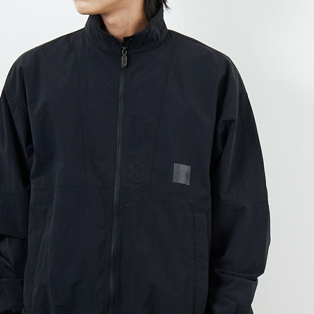 THE NORTH FACE [ザ ノースフェイス] エンライドトラックジャケット [NP22560] K &&モデル身長：179cm 着用サイズ：M&&